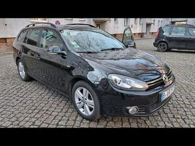 Gebraucht VW Golf VII 105 PS (77 kW) 2012 Schwarz Kombi