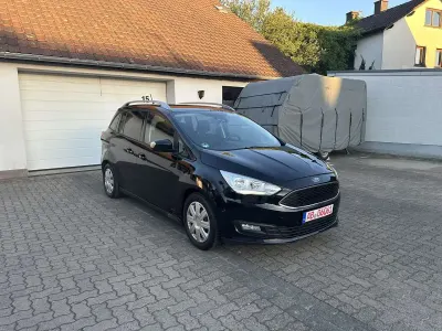 Gebraucht Ford Grand C-Max Titanium 125 PS (91 kW) 2019 Schwarz Van / Kleinbus