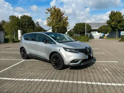 Gebraucht Renault Espace 160 PS (117 kW) 2016 Silber Van / Kleinbus