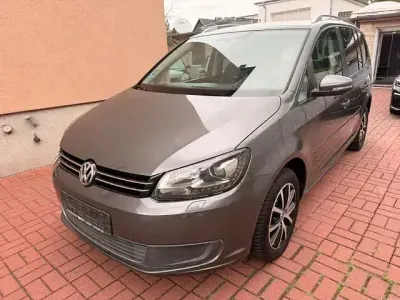 Gebraucht VW Touran Comfortline 140 PS (102 kW) 2011 Grau Van / Kleinbus