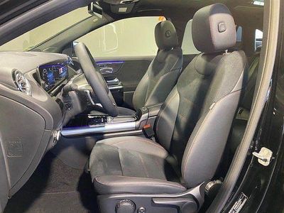 Gebraucht Mercedes GLA200 AMG line 163 PS (119 kW) 2024 SUV