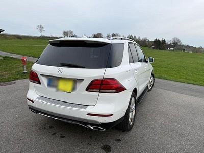 Gebraucht Mercedes GLE350 AMG line 258 PS (189 kW) 2017 Weiß SUV