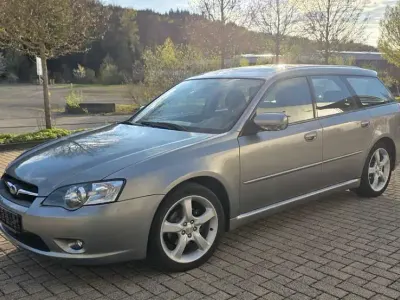 Gebraucht Subaru Legacy 165 PS (121 kW) 2006 Grau Kombi