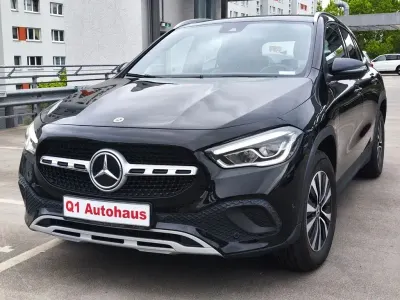 Używany Mercedes GLA180 116 KM (85 kW) 2021 Czarny SUV