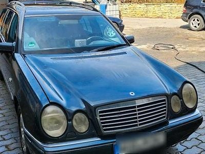 Usata Mercedes E430 Avantgarde 271 CV (199 kW) 1998 Berlina