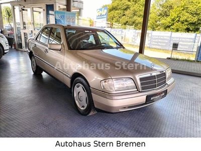 Gebraucht Mercedes C180 Elegance 122 PS (89 kW) 1996 Beige Limousine