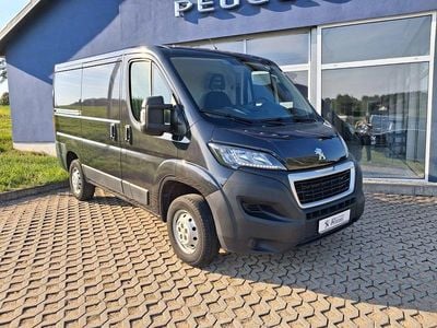 Schwarz Gebraucht 2020 Peugeot Boxer Van | 16.990 € (Fairer Preis)
