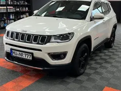 Gebraucht Jeep Compass Limited 120 PS (88 kW) 2017 Weiß SUV