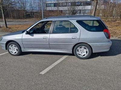 Gebraucht Peugeot 306 88 PS (64 kW) 1999 Silber Kombi