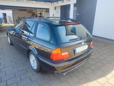 Gebraucht BMW 318 143 PS (105 kW) 2004 Schwarz Kombi