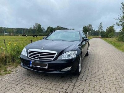 Second-hand Mercedes S320 235 CP (172 kW) 2007 Negru Berlinǎ