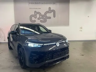 Gebraucht VW Tayron R-line 193 PS (141 kW) 2025 Delfingrau SUV