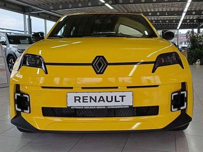 Second-hand Renault 5 E-Tech Techno 110 kW (150 CP) 2026 Galben Berlinǎ