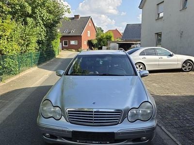 Mercedes C180