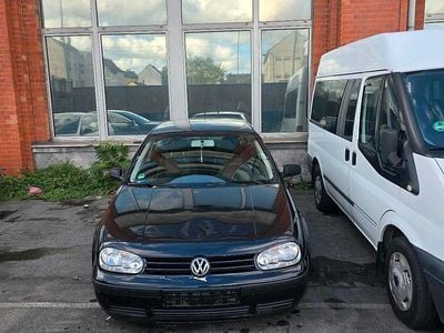 VW Golf IV