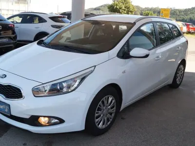 Gebraucht Kia Ceed Sportswagon Attract 99 PS (72 kW) 2013 Weiß Kombi