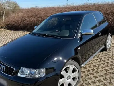 Gebraucht Audi S3 224 PS (164 kW) 2001 Schwarz Kleinwagen
