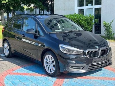 BMW 225