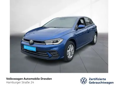 Gebraucht VW Polo Style 95 PS (69 kW) 2024 Reef blue metallic Kleinwagen