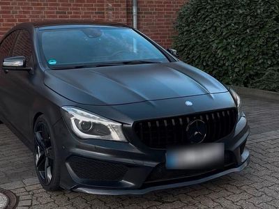 Gebraucht Mercedes CLA200 AMG line 156 PS (114 kW) 2013 Silber Coupé