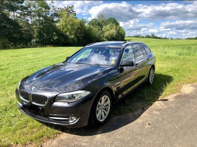 gebraucht BMW 525 d xDrive Touring A Luxury Line; HeadUp; SoftC