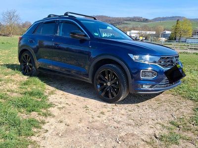 Gebraucht VW T-Roc United 150 PS (110 kW) 2020 Blau SUV