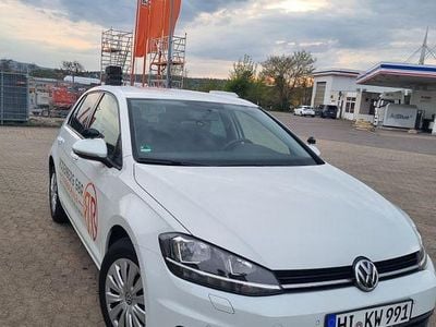 Usata VW Golf VII Trendline 116 CV (85 kW) 2019 Bianco Berlina