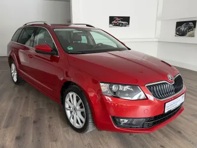 Gebraucht Skoda Octavia Style 150 PS (110 kW) 2015 Rot Kombi