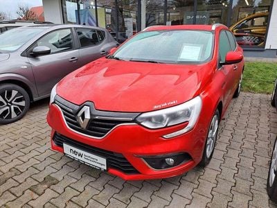 Gebraucht Renault Mégane IV Business 140 PS (102 kW) 2019 Rot Limousine