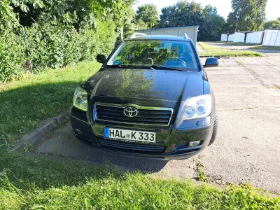 Gebraucht Toyota Avensis 147 PS (108 kW) 2005 Schwarz Kombi