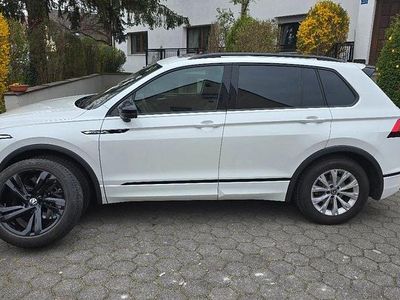 Weiß Gebraucht 2021 VW Tiguan R-line SUV | 36.000 € (Teuer)