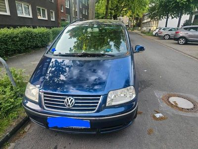 VW Sharan