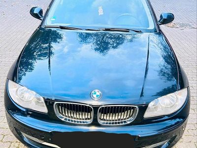 Schwarz Gebraucht 2010 BMW 116 Kleinwagen | 3.800 € (Fairer Preis)