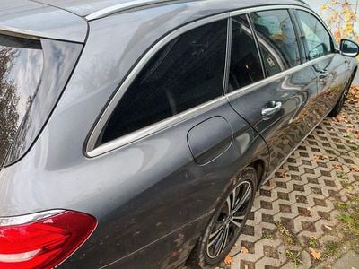 Usata Mercedes E220 194 CV (142 kW) 2019 Grigio Station wagon