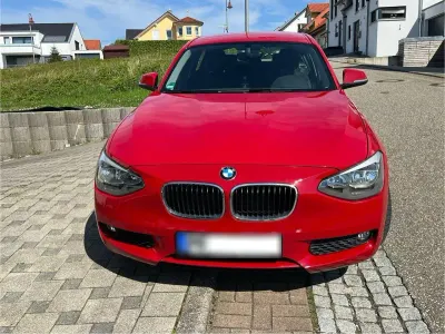 Gebraucht BMW 114 105 PS (77 kW) 2014 Rot Kleinwagen