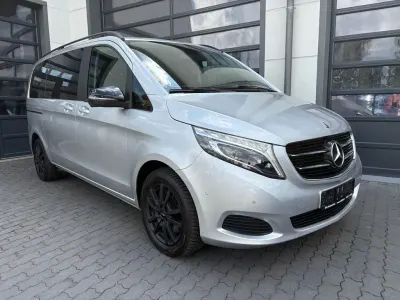 Gebraucht Mercedes V220 Edition 163 PS (119 kW) 2018 Silber Van / Kleinbus