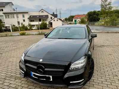 Gebraucht Mercedes CLS500 407 PS (299 kW) 2011 Schwarz Limousine