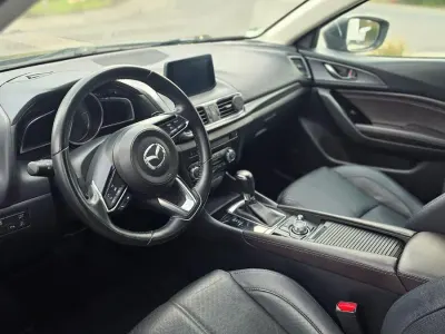 Gebraucht Mazda 3 Exclusive-Line 105 PS (77 kW) 2017 Blau Limousine