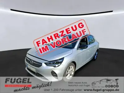 Gebraucht Opel Corsa Elegance 75 PS (55 kW) 2023 Aluminium silber/kristall silber Kleinwagen