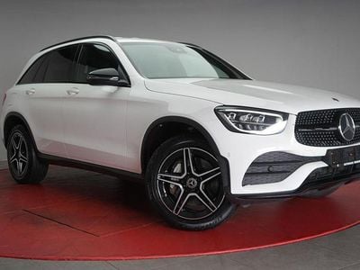 Gebraucht Mercedes GLC300e AMG 194 PS (142 kW) 2022 Polar white SUV