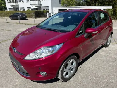 Gebraucht Ford Fiesta Titanium 82 PS (60 kW) 2009 Violett Limousine