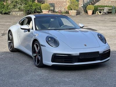 Porsche 911 Carrera 4S
