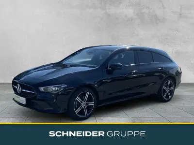Gebraucht Mercedes CLA200 Shooting Brake 163 PS (119 kW) 2021 Schwarz Kombi