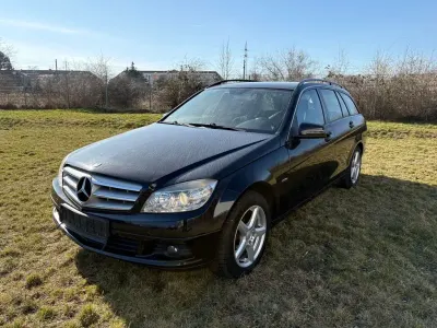 Gebraucht Mercedes C180 156 PS (114 kW) 2009 Schwarz Limousine