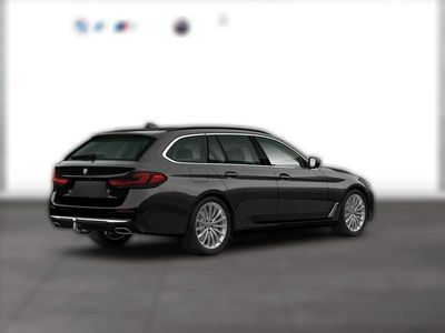 Gebraucht BMW 530 Efficient Dynamics 286 PS (210 kW) 2023 Schwarz metallic Kombi