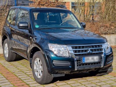 gebraucht Mitsubishi Pajero 3,2 DI-D 4WD Automatik -