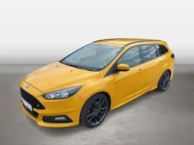 Gebraucht Ford Focus ST 250 PS (183 kW) 2017 Gelb Kombi