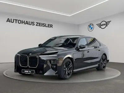 Gebraucht BMW i7 M Sport 400 kW (544 PS) 2026 Saphirschwarz Limousine
