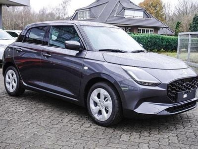 Neu Suzuki Swift Comfort 83 PS (61 kW) 2025 Grau Limousine