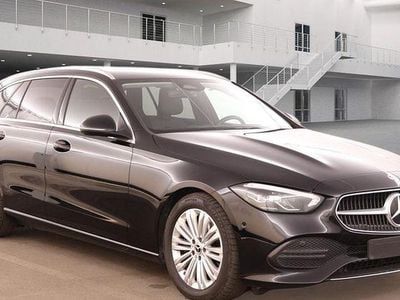 Gebraucht Mercedes C220 Avantgarde 200 PS (147 kW) 2023 Schwarz Limousine